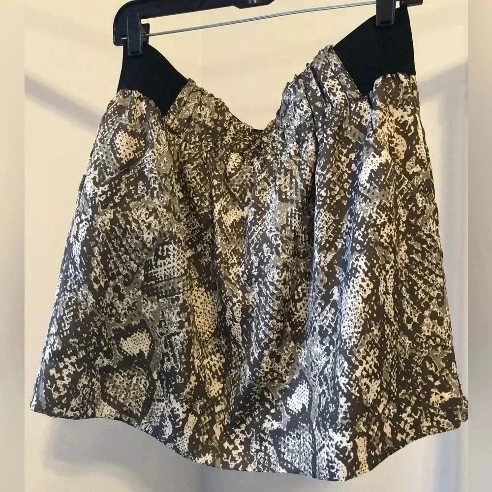 Banana Republic Snakeskin Print Miniskirt Size 14